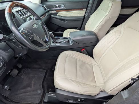 Used 2016 Ford Explorer Platinum AWD/4WD image 12