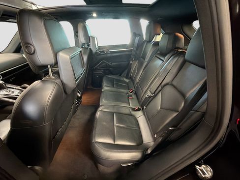 Used 2012 Porsche Cayenne image 29