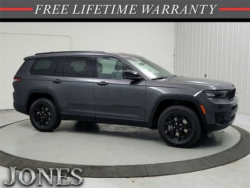 New 2025 Jeep Grand Cherokee L Altitude image 1