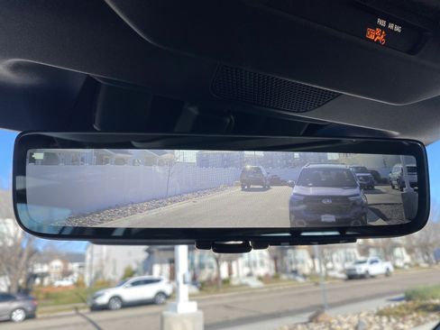 Used 2025 Subaru Forester Touring image 33