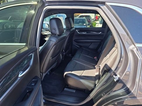 Used 2020 Cadillac XT5 Premium Luxury image 13