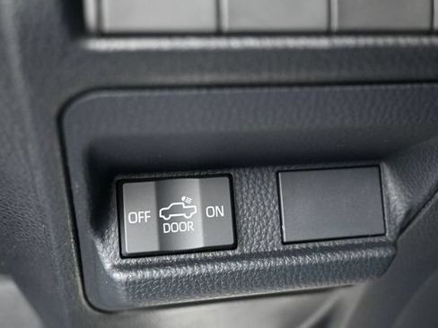 Used 2025 Toyota Tacoma SR5 RWD image 22