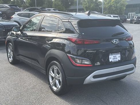 Certified 2023 Hyundai Kona SEL AWD/4WD image 6
