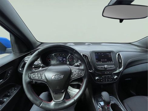 Used 2024 Chevrolet Equinox RS AWD/4WD image 25