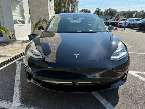 Used 2018 Tesla Model 3 Long Range image 9