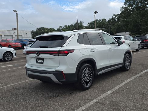 New 2025 Volkswagen Tiguan S image 5