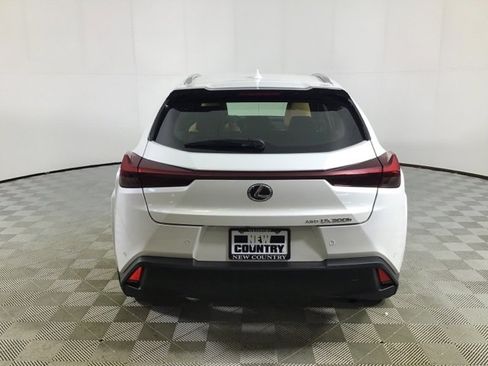 Used 2025 Lexus UX 300h AWD image 6