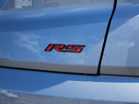 Used 2027 Chevrolet Bolt RS w/ Technology Package FWD image 11
