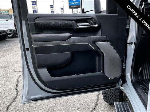 Used 2024 GMC Sierra 2500 AT4X image 20