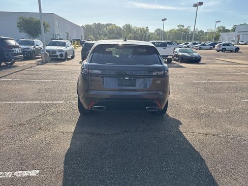 Used 2023 Land Rover Range Rover Velar R-Dynamic S image 6