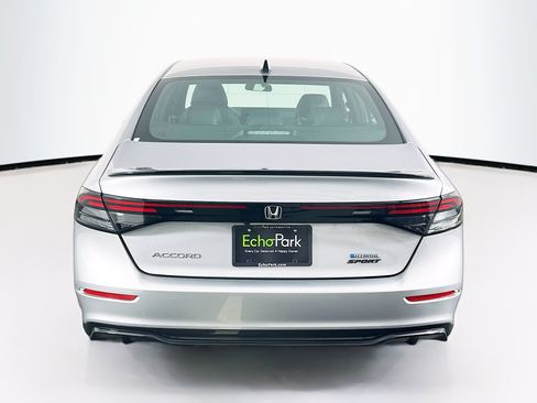 Used 2023 Honda Accord Sport image 7