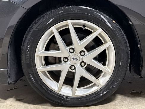 Used 2011 Ford Fusion SEL w/ 301A Rapid Spec Order Code AWD/4WD image 26