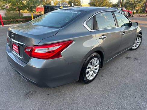 Used 2016 Nissan Altima 2.5 S w/ Power Driver Seat Package image 7