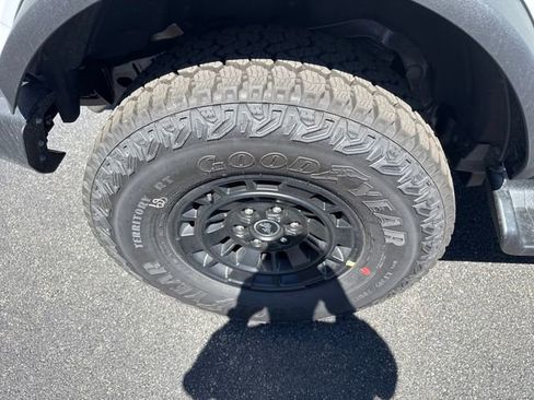 New 2026 Ford Bronco Outer Banks w/ Sasquatch Package AWD/4WD image 13