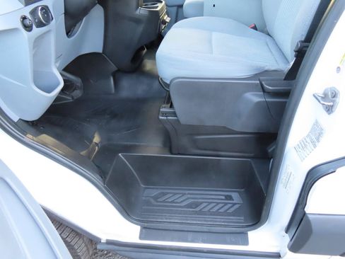 Used 2018 Ford Transit 150 148 Low Roof RWD image 11