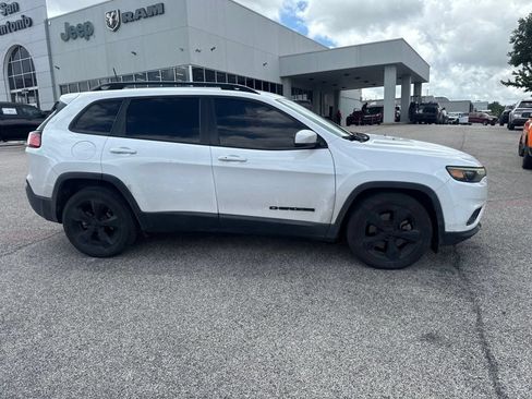 Used 2020 Jeep Cherokee Latitude Plus FWD image 14