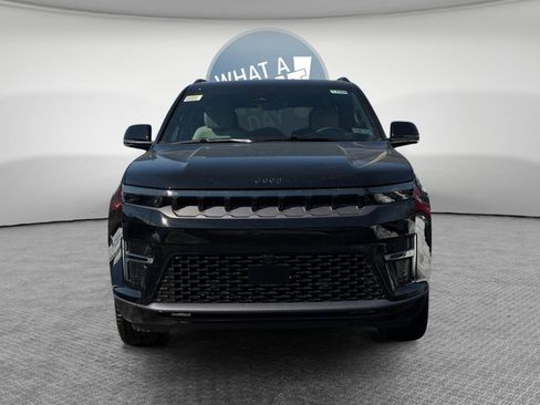 New 2026 Jeep Grand Wagoneer Summit AWD/4WD image 3