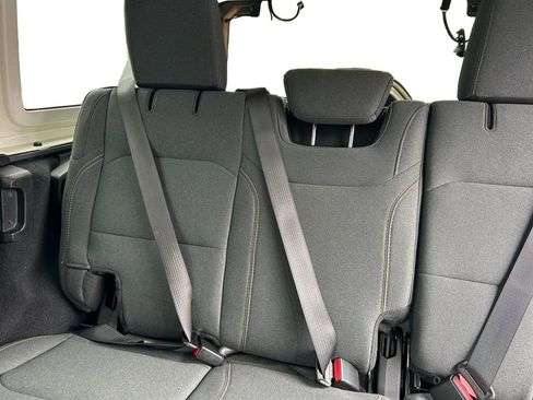 Used 2024 Jeep Wrangler Sport S image 13