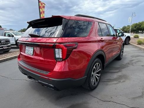 Used 2026 Ford Explorer ST-Line RWD image 4