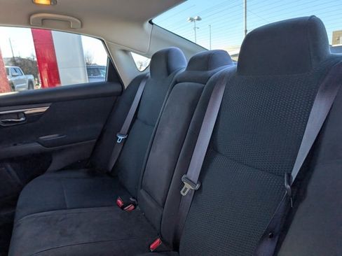 Used 2014 Nissan Altima 2.5 S w/ Display Audio Package image 8