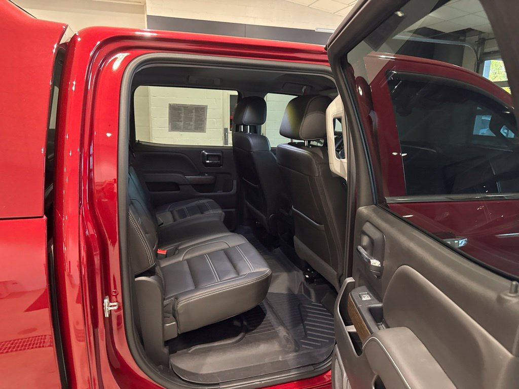 Used 2019 GMC Sierra 3500 Denali w/ Duramax Plus Package AWD/4WD image 16