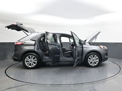 Used 2022 Ford Edge Titanium w/ Equipment Group 301A image 44