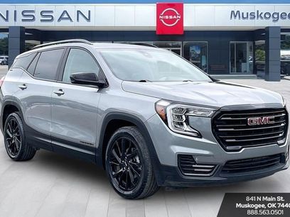 Used 2024 GMC Terrain SLE w/ Driver Convenience Package