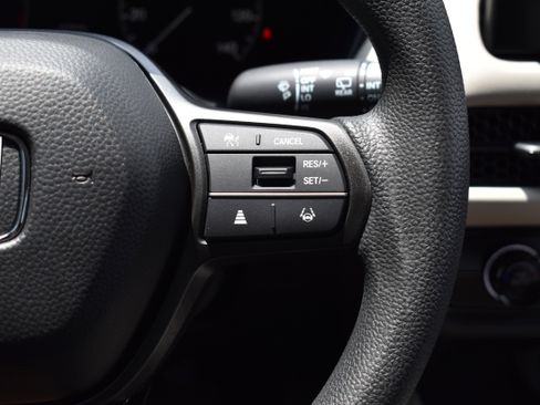 New 2026 Honda HR-V LX image 18