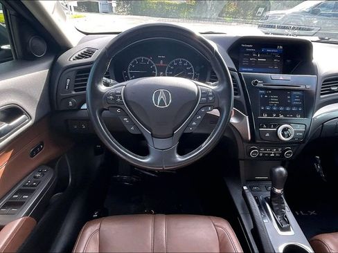 Used 2020 Acura ILX w/ Premium Package image 18