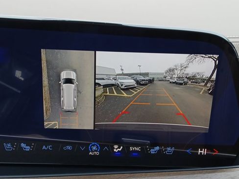 New 2026 Chevrolet Suburban High Country AWD/4WD image 14