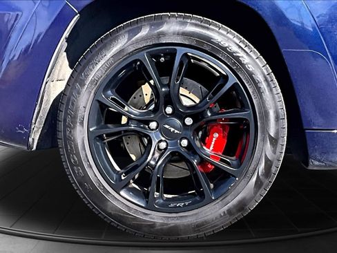 Used 2017 Jeep Grand Cherokee SRT w/ Trailer Tow Group IV AWD/4WD image 36