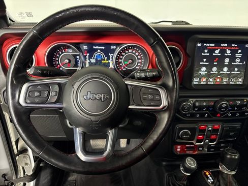 Used 2020 Jeep Wrangler Unlimited Rubicon AWD/4WD image 17
