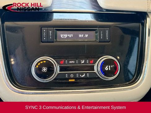 Used 2019 Lincoln Navigator Reserve AWD/4WD image 28