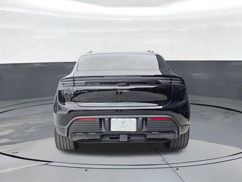 Certified 2025 Porsche Macan Turbo Electric AWD/4WD image 10