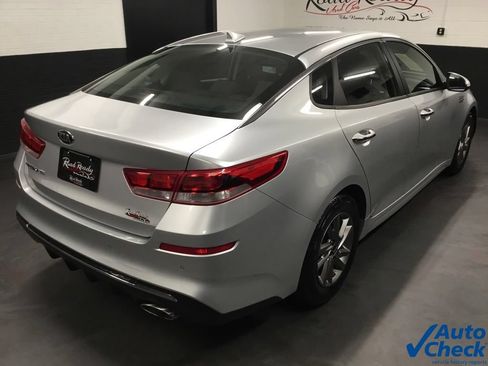 Used 2019 Kia Optima LX FWD image 11