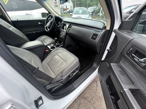 Used 2016 Ford Flex SEL w/ Equipment Group 202A FWD image 10