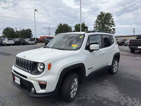 Used 2019 Jeep Renegade Latitude AWD/4WD image 1