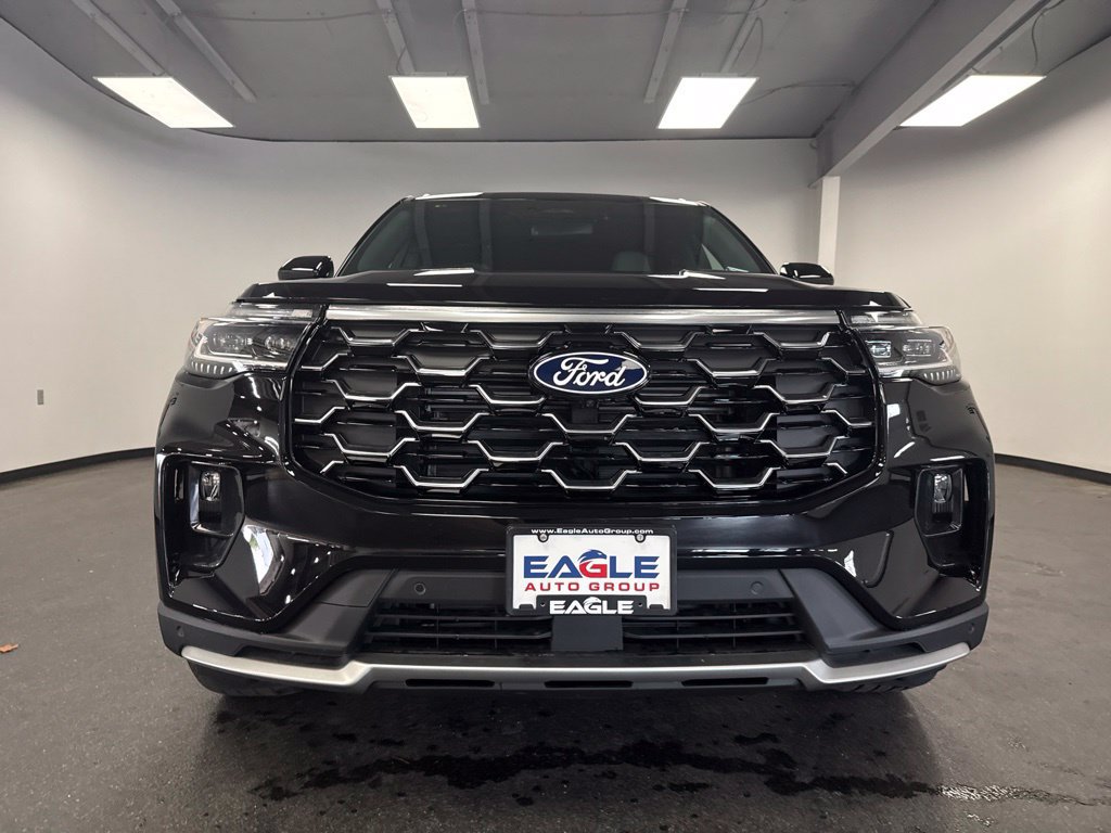 New 2027 Ford Explorer Platinum w/ 3.0L Ultimate Package AWD/4WD image 4