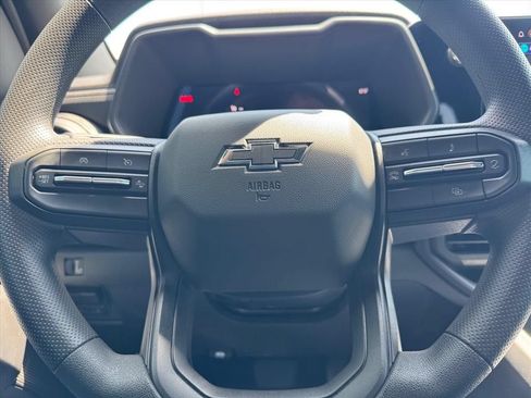 Used 2026 Chevrolet Colorado Trail Boss AWD/4WD image 15