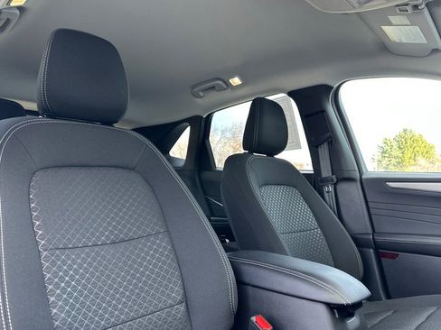 Used 2025 Ford Escape Active FWD image 17
