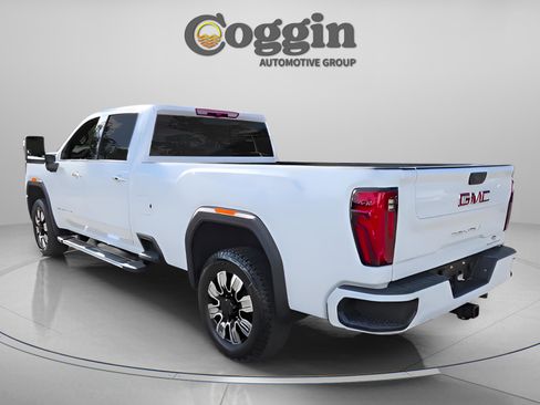 New 2026 GMC Sierra 3500 Denali image 9
