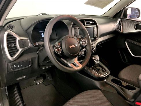 Used 2024 Kia Soul LX w/ Option Group 015 image 14