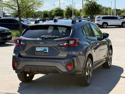 Used 2025 Subaru Crosstrek 2.5i Limited w/ Crosstrek Mirror Package image 5