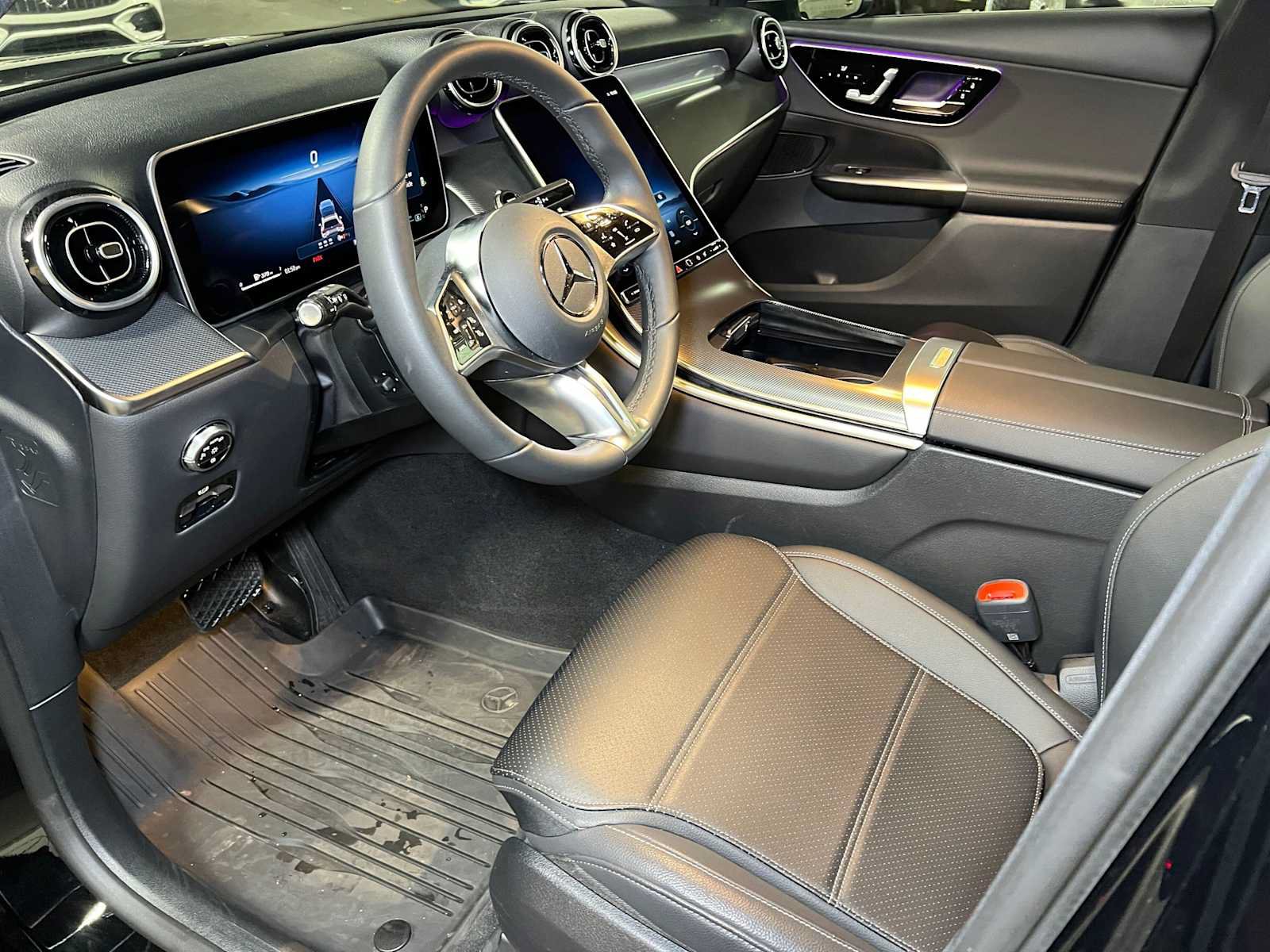 Used 2026 Mercedes-Benz GLC 300 4MATIC image 26