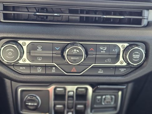 New 2026 Jeep Wrangler Unlimited Sport image 14