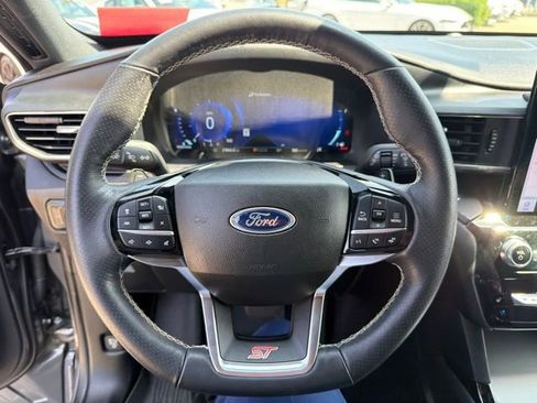 Used 2023 Ford Explorer ST w/ Equipment Group 401A AWD/4WD image 11