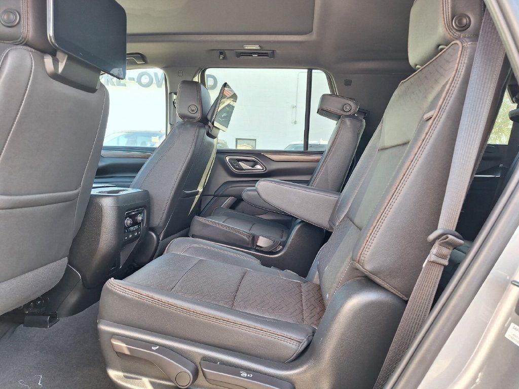 Used 2023 Chevrolet Tahoe High Country RWD image 14