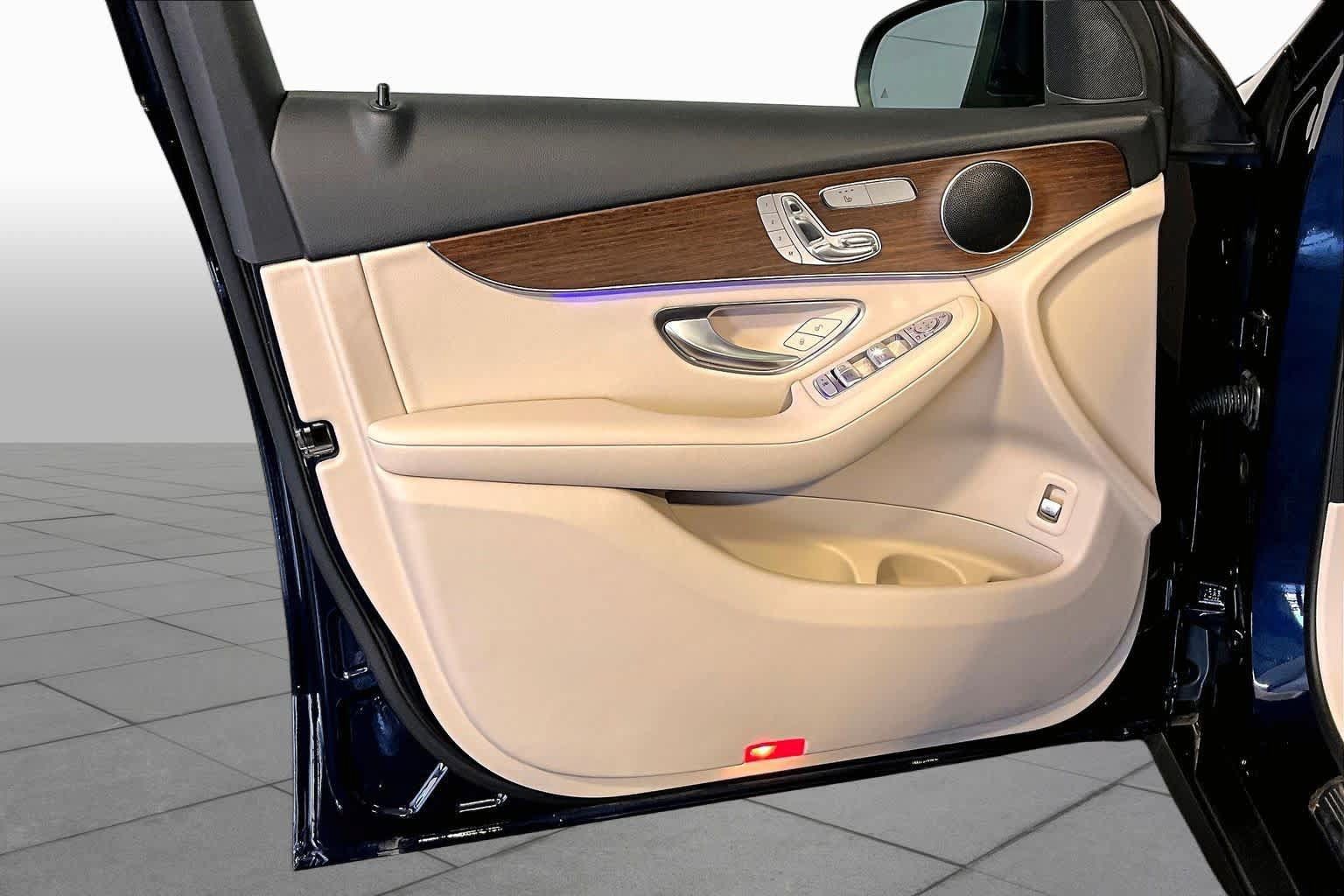 Certified 2022 Mercedes-Benz GLC 300 4MATIC image 22