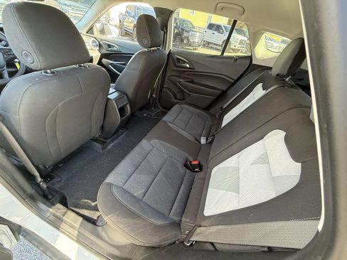 Used 2024 Chevrolet Trax LS image 23