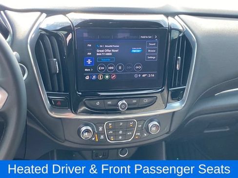 Certified 2023 Chevrolet Traverse LT FWD image 9